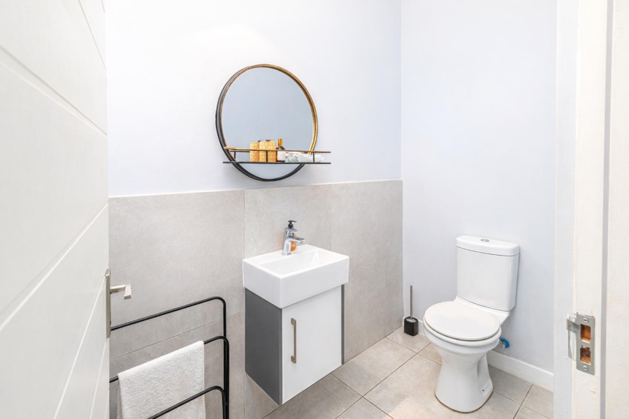 4 Bedroom Property for Sale in Leloko North West